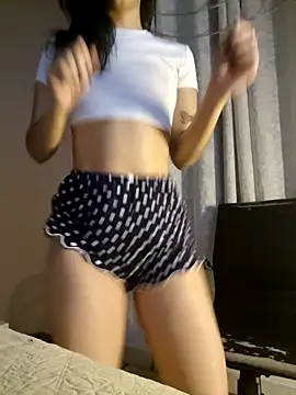 Snapshot of glendamarina chatting on February 2, 1:12 am glendamarina online show from February 2, 1:12 am