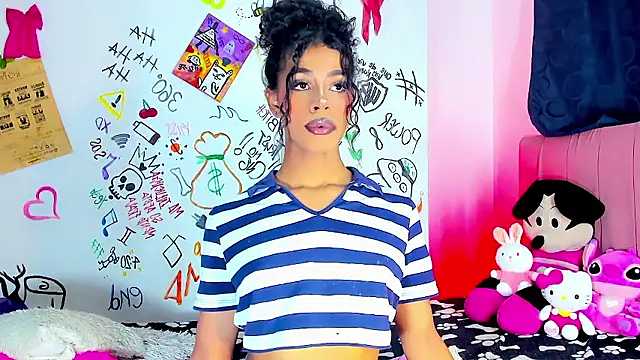 Snapshot of bloom444 chatting on January 18, 11:41 pm bloom444 online show from January 18, 11:41 pm