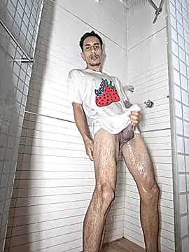 Snapshot of divinityros chatting on September 22, 12:33 pm divinityros online show from September 22, 12:33 pm