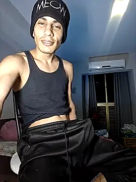 Snapshot of divinityros chatting on March 3, 1:01 am divinityros online show from March 3, 1:01 am