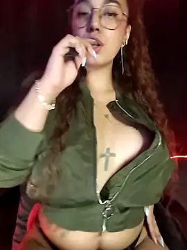 liannalee  online show from November 13, 8:57 pm