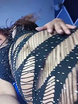 liannalee  online show from March 11, 11:54 pm