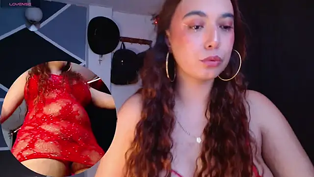 liannalee  online show from April 17, 9:50 pm