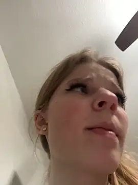 foxy ana13 online show from March 22, 8:40 am