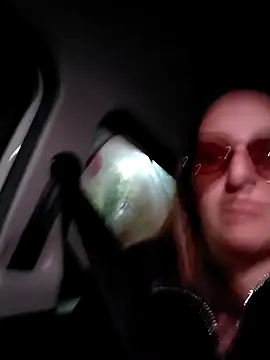 Snapshot of Alexvit2616 chatting on November 1, 10:47 pm Alexvit2616 online show from November 1, 10:47 pm