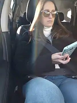 Snapshot of Alexvit2616 chatting on November 11, 9:26 am Alexvit2616 online show from November 11, 9:26 am