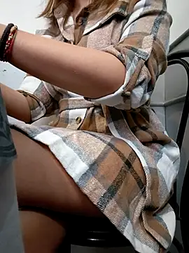 Snapshot of Alexvit2616 chatting on October 24, 8:35 am Alexvit2616 online show from October 24, 8:35 am