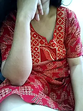 Snapshot of yourtamilcouple chatting on October 20, 10:05 am yourtamilcouple online show from October 20, 10:05 am