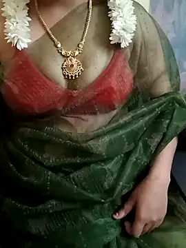 Snapshot of yourtamilcouple chatting on February 20, 5:52 pm yourtamilcouple online show from February 20, 5:52 pm