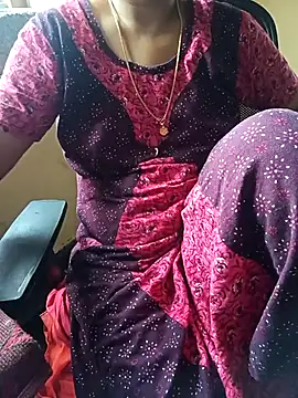 Snapshot of yourtamilcouple chatting on November 3, 3:12 am yourtamilcouple online show from November 3, 3:12 am