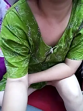 yourtamilcouple online show from February 18, 6:11 am