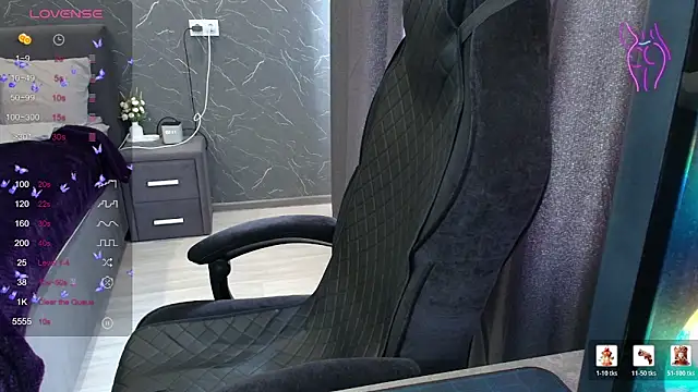 Alice Weiss online show from April 4, 7:59 am