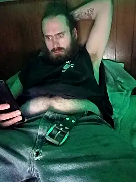 Snapshot of RobStrokes215 chatting on November 30, 4:30 pm RobStrokes215 online show from November 30, 4:30 pm