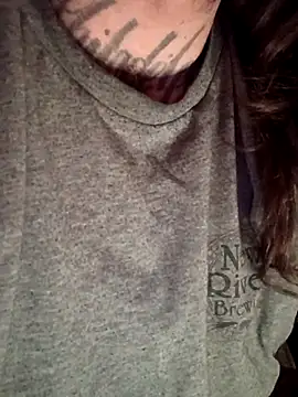 Snapshot of RobStrokes215 chatting on December 17, 7:19 pm RobStrokes215 online show from December 17, 7:19 pm