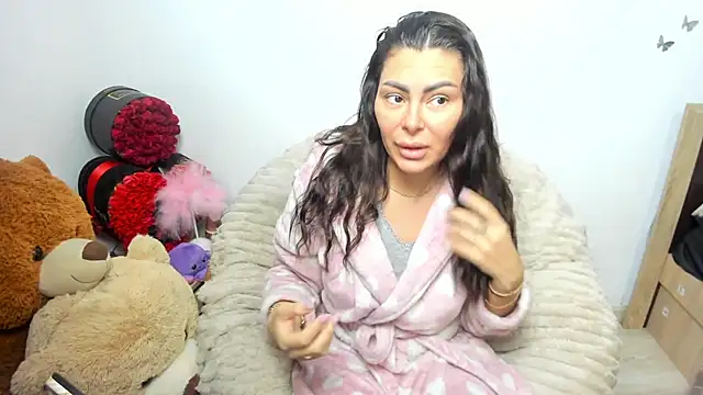 kilenyapatrice online show from February 6, 1:51 pm