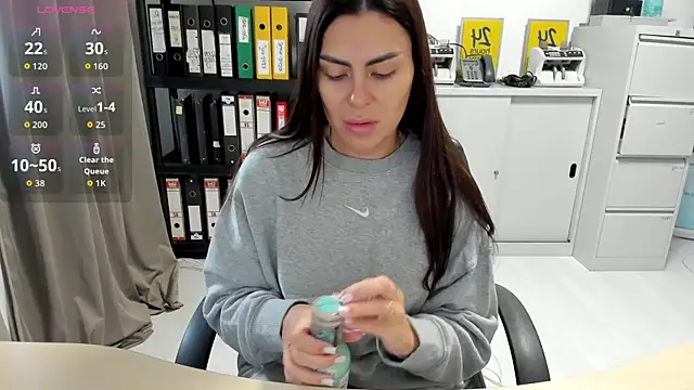 kilenyapatrice online show from October 27, 12:50 pm