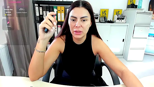 kilenyapatrice online show from October 29, 11:53 am