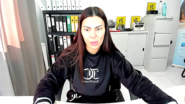 kilenyapatrice online show from October 22, 10:36 am