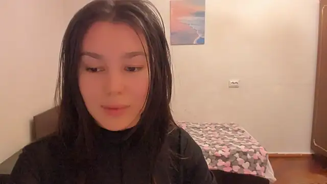 Snapshot of LunaXmii chatting on February 28, 3:37 am LunaXmii online show from February 28, 3:37 am