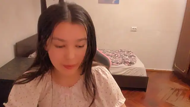 Snapshot of LunaXmii chatting on March 3, 10:20 pm LunaXmii online show from March 3, 10:20 pm