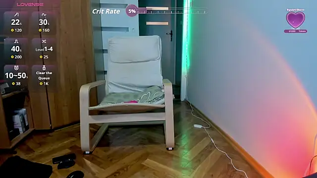 Snapshot of Lusttymommy chatting on January 7, 3:28 pm Lusttymommy online show from January 7, 3:28 pm