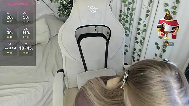 mell milles online show from October 26, 5:13 pm