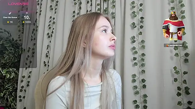 Snapshot of mell_milles chatting on September 24, 2:23 pm mell milles online show from September 24, 2:23 pm