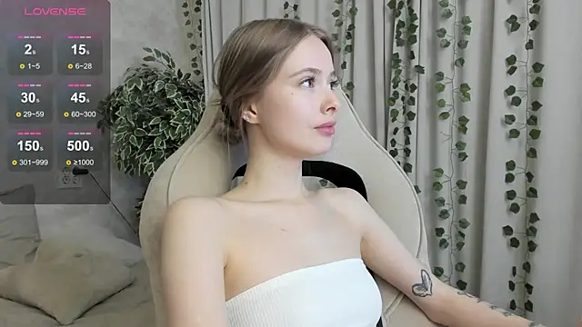 mell milles online show from November 6, 3:05 pm