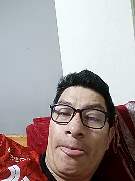 Snapshot of gioarcangel chatting on April 9, 3:30 am gioarcangel online show from April 9, 3:30 am