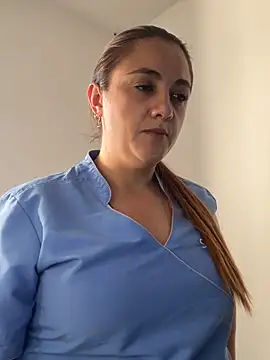 Shianrose online show from April 8, 10:33 pm