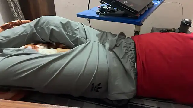 sexyboy09 online show from October 24, 6:40 pm