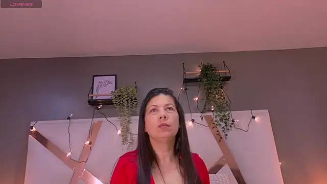 Snapshot of JaylaScott__ chatting on September 27, 10:54 am JaylaScott online show from September 27, 10:54 am