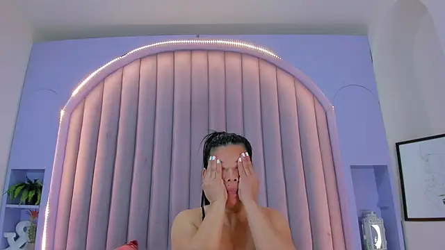 JaylaScott   online show from February 22, 11:45 am