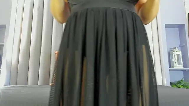 JaylaScott   online show from January 8, 11:49 am