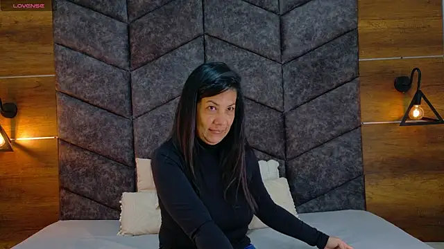 JaylaScott   online show from March 23, 11:43 am