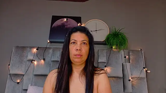 Snapshot of JaylaScott__ chatting on April 21, 11:39 am JaylaScott online show from April 21, 11:39 am