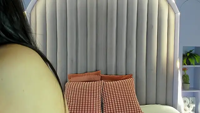 JaylaScott   online show from March 6, 11:38 am