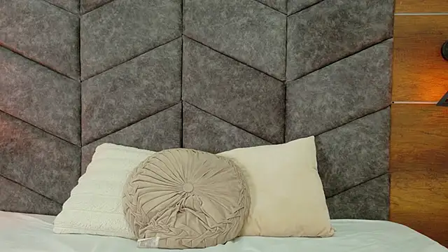 JaylaScott   online show from March 9, 11:58 am