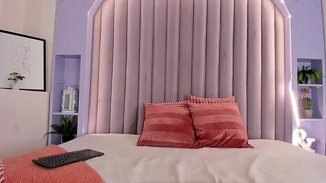 JaylaScott   online show from March 20, 11:44 am