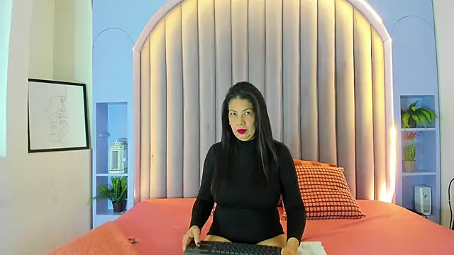 JaylaScott   online show from February 5, 11:39 am