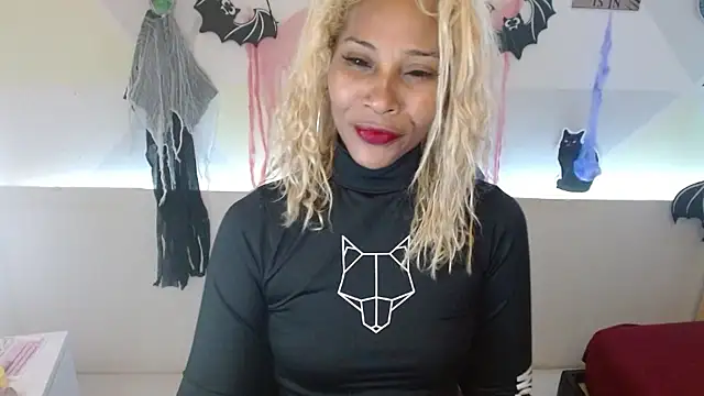 Snapshot of NatashaDormat chatting on October 28, 2:16 pm NatashaDormat online show from October 28, 2:16 pm