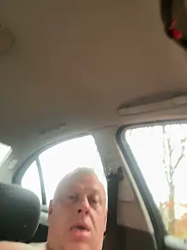 Snapshot of JakubW79 chatting on December 5, 11:55 am JakubW79 online show from December 5, 11:55 am