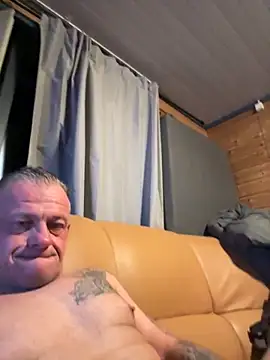 Snapshot of JakubW79 chatting on October 20, 11:27 pm JakubW79 online show from October 20, 11:27 pm