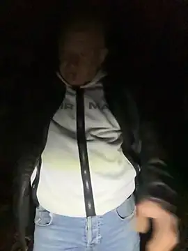 Snapshot of JakubW79 chatting on September 27, 7:20 pm JakubW79 online show from September 27, 7:20 pm