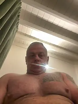 Snapshot of JakubW79 chatting on January 22, 1:42 am JakubW79 online show from January 22, 1:42 am