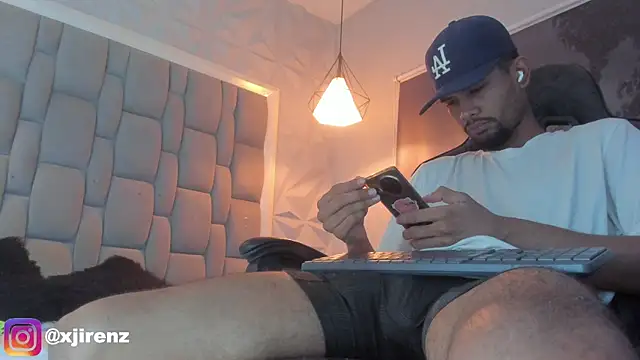 jiren xboy online show from February 10, 7:47 am