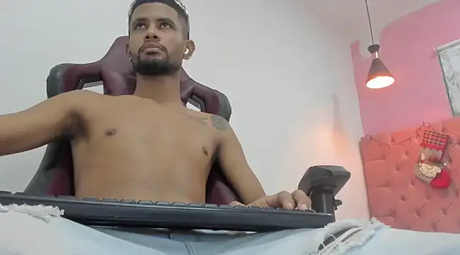 jiren xboy online show from December 11, 8:15 am