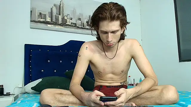 Deim  online show from April 22, 11:33 pm