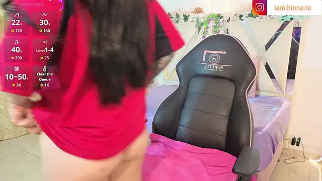 hina tay online show from March 13, 4:17 am