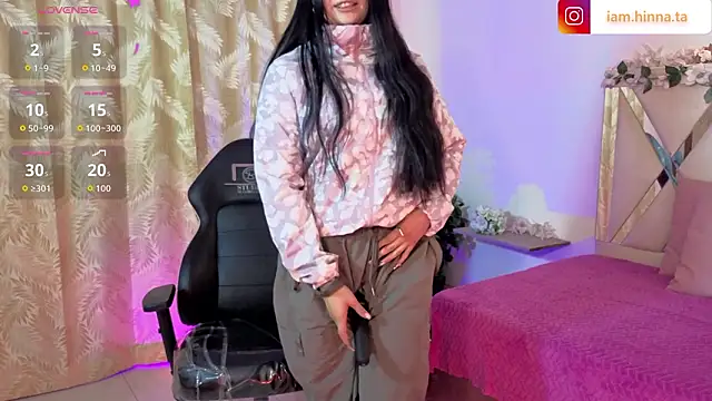 hina tay online show from March 19, 3:50 am